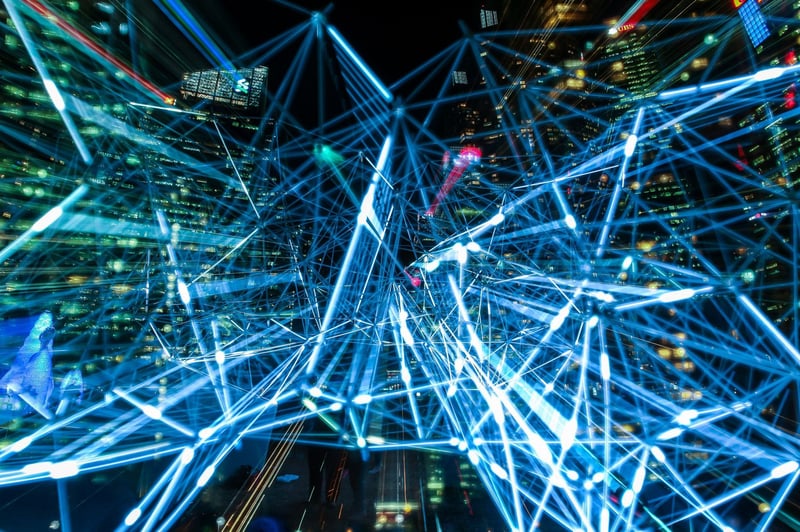 2019-08-14-verfuegbarkeit-groupalarm-999 art-big-data-blur-373543.jpg