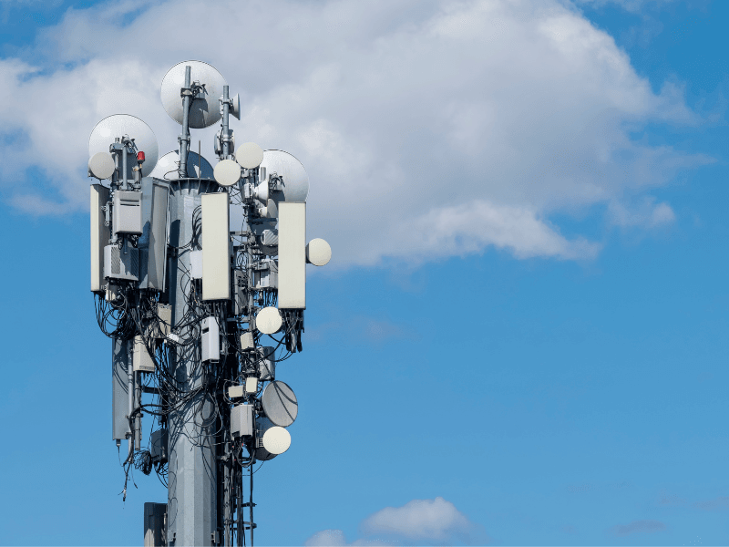sichere-alarmierung-über-mobilfunk-ohne-pocsag-und-tetra Alarmierung_Mobilfunk_GroupAlarm.png